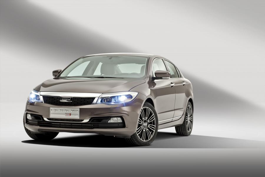  Qoros 3 Sedan 2014 года  (фото 25 из 37)